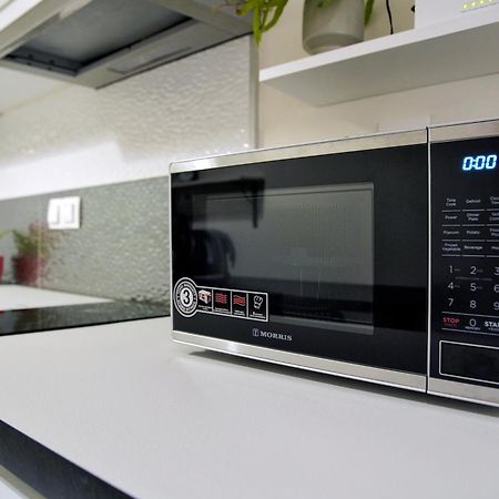 אתונה Attiki Sunshine Apartment With Terrace Vipgreece מראה חיצוני תמונה